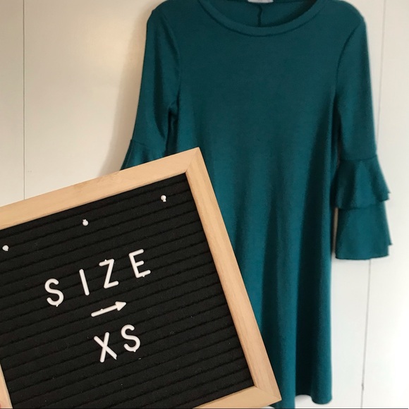 Teal bell sleeve dress - Picture 2 of 2